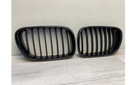 Решетка радиатора BMW X5 E53 1999-2003