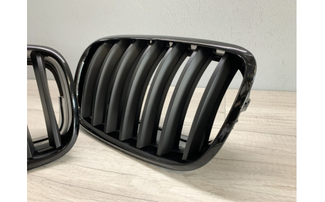 Решетка радиатора BMW X5 (E70)