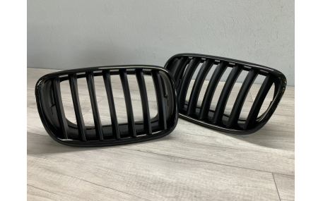 Решетка радиатора BMW X5 (E70)