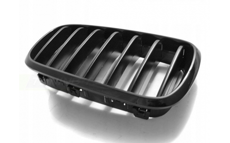 Решетка радиатора BMW X5 (F15)