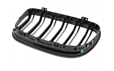 Решетка радиатора BMW 3 E90 2009-2012