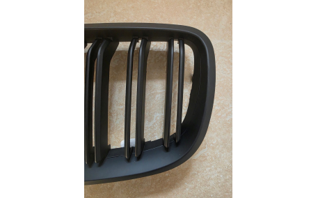 Решетка радиатора BMW X5 (E70)