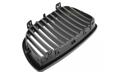 Решетка радиатора BMW 1 E87 2004-2007