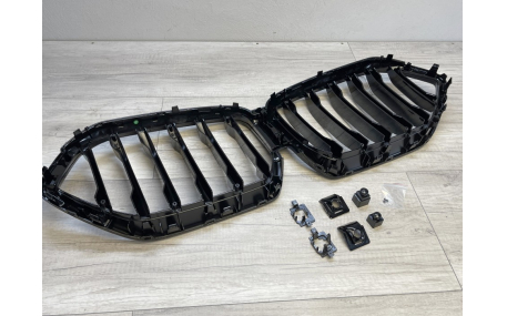 Решетка радиатора BMW X6 G06 2020-2023