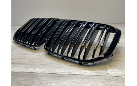 Решетка радиатора BMW X7 (G07) 2018-2023