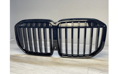 Решетка радиатора BMW X7 (G07) 2023-2025