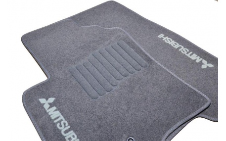 Коврики в салон Mitsubishi Pajero Wagon