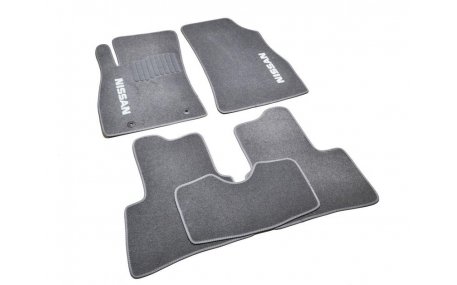 Коврики в салон Nissan Juke