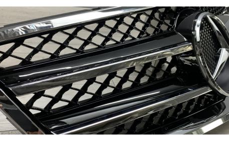 Решетка радиатора Mercedes E-class W212 2009-2013