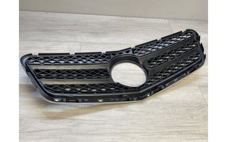 Решетка радиатора Mercedes E-class W212 2009-2013