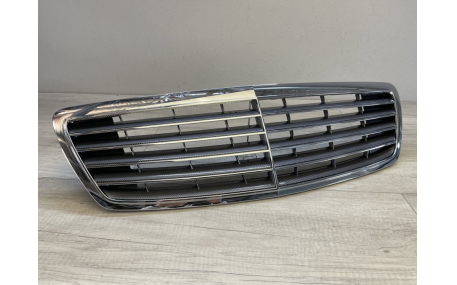 Решетка радиатора Mercedes S-class W220 2002-2005