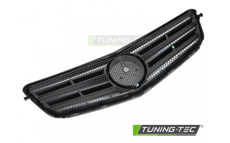 Решетка радиатора Mercedes C-class W204