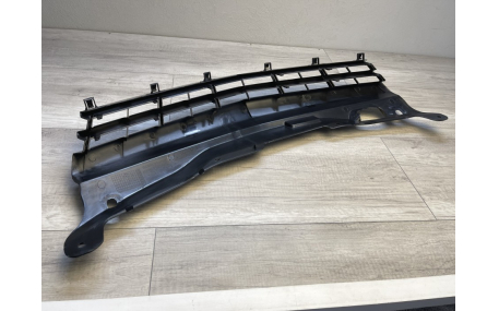 Решетка радиатора Opel Astra H GTC