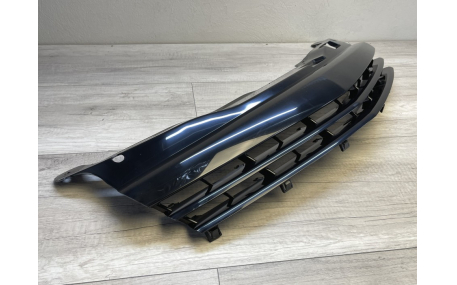 Решетка радиатора Opel Astra H GTC