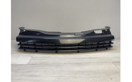 Решетка радиатора Opel Astra H 2004-2007