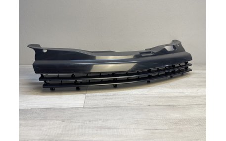 Решетка радиатора Opel Astra H 2004-2007