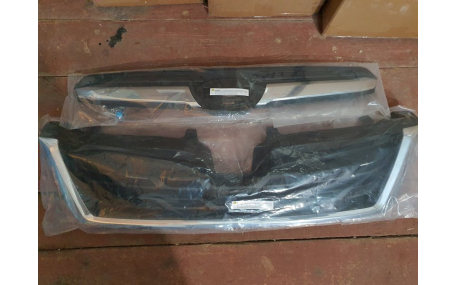 Решетка радиатора Subaru Forester