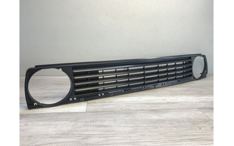 Решетка радиатора Volkswagen Golf 2