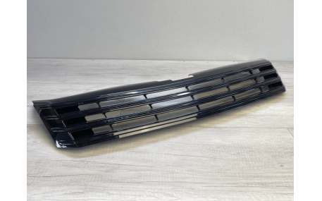 Решетка радиатора Volkswagen Passat B7