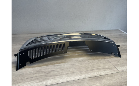 Решетка радиатора Volkswagen Passat B6