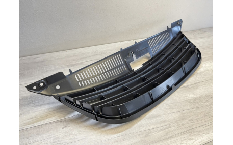 Решетка радиатора Volkswagen Tiguan 2007-2011