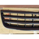 Решетка радиатора Volkswagen Touareg 2002-2006