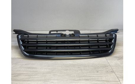 Решетка радиатора Volkswagen Touran 2003-2006