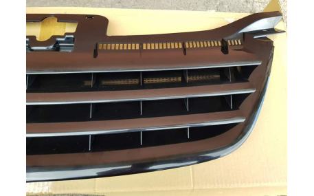 Решетка радиатора Volkswagen Touran 2003-2006
