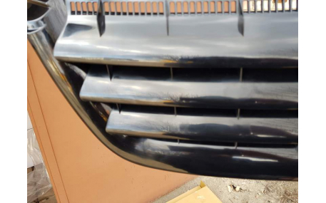 Решетка радиатора Volkswagen Touran 2003-2006