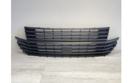 Решетка радиатора Volkswagen T6 2020-2024