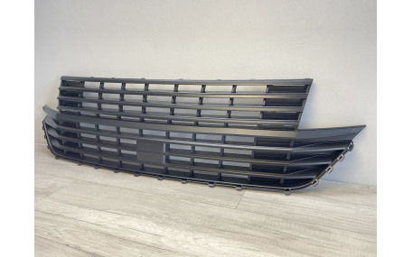 Решетка радиатора Volkswagen T6 2020-2024