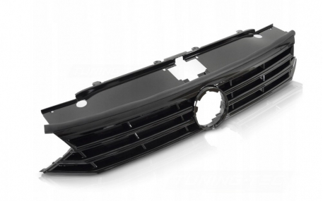 Решетка радиатора Volkswagen Passat B8