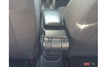 Подлокотник Chevrolet Aveo T300