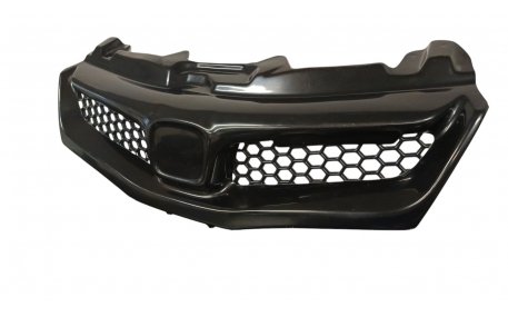 Решетка радиатора Honda Civic 4D