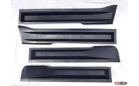 Молдинги дверей Dodge Ram 1500