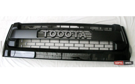 Решетка радиатора Toyota Tundra