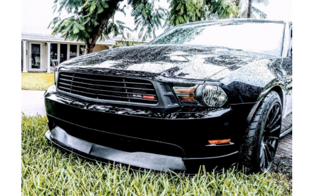 Накладка передняя Ford Mustang 2010-2012