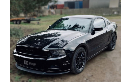 Накладка передняя Ford Mustang 2013-2014