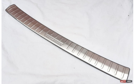 Накладка на задний бампер Mitsubishi Outlander