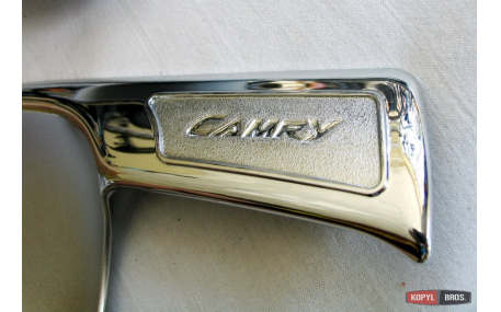 Хром накладки Toyota Camry V70