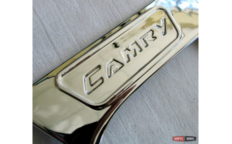 Хром накладки Toyota Camry V70
