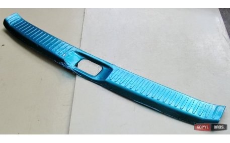 Накладка на задний бампер Toyota Highlander