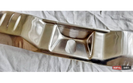 Накладка на задний бампер Toyota RAV4