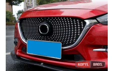 Решетка радиатора Mazda 3