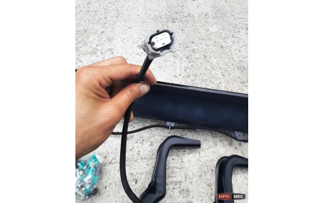 Подножки Toyota Land Cruiser 300