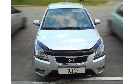 Дефлектор капота Kia Rio