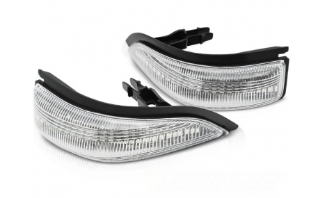 Повторители поворотов Toyota Yaris