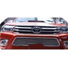 Решетка радиатора Toyota Hilux 2015-2017