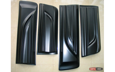 Молдинги дверей Toyota Hilux