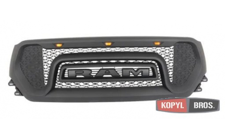 Решетка радиатора Dodge RAM 1500